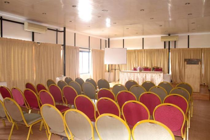 Karthika Residency Διαμέρισμα Kochi Εξωτερικό φωτογραφία